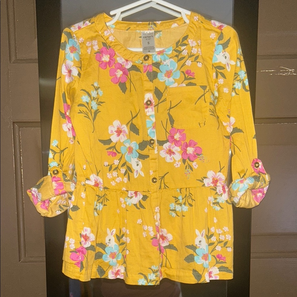 Carter’s youth size 5 top